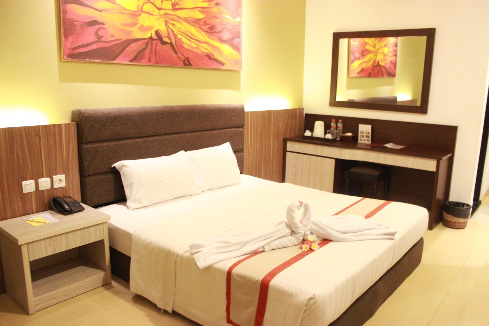 The Grand Palace Hotel Yogyakarta Dış mekan fotoğraf