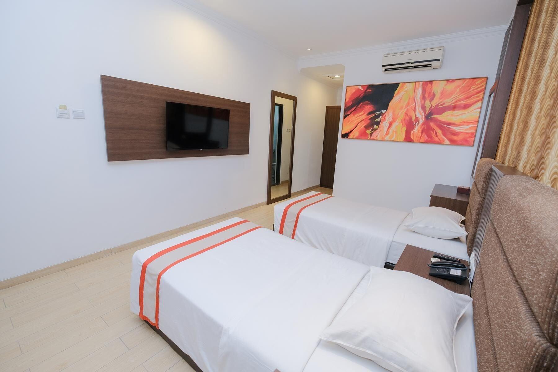 The Grand Palace Hotel Yogyakarta Dış mekan fotoğraf